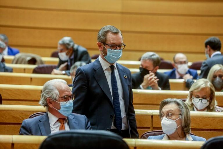 Maroto carga contra las 