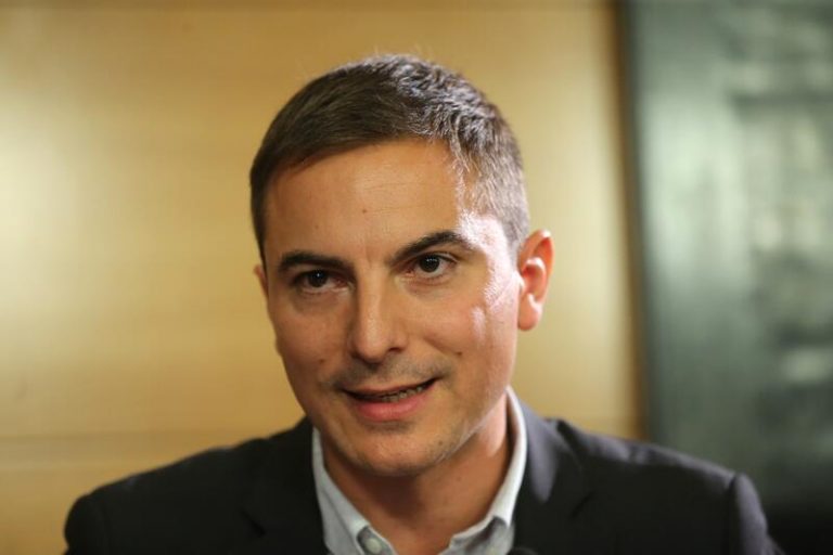 El PSOE de Madrid envía una carta a Ayuso para que retire sus Presupuestos