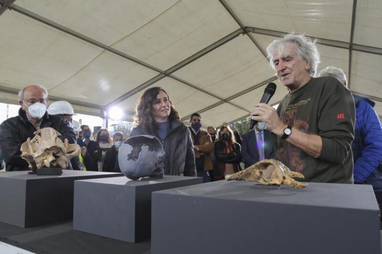 El Museo del Valle de los Neandertales en Pinilla del Valle estará en 14 meses