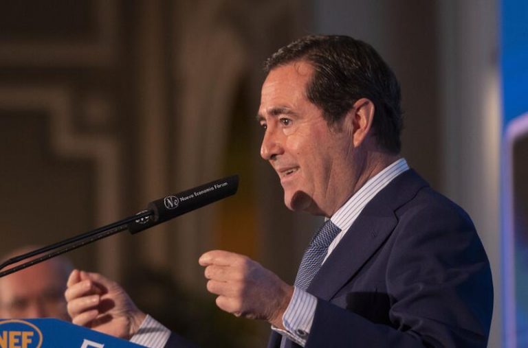 Garamendi recuerda que la CEOE tiene 