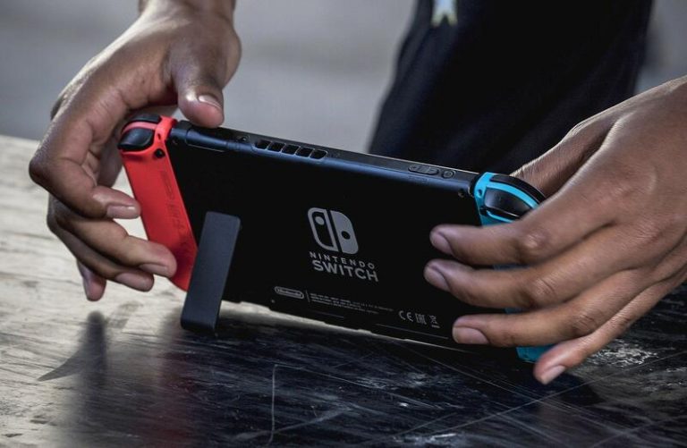 La escasez de chips fuerza a Nintendo a recortar un 20% la producción de 'Switch'