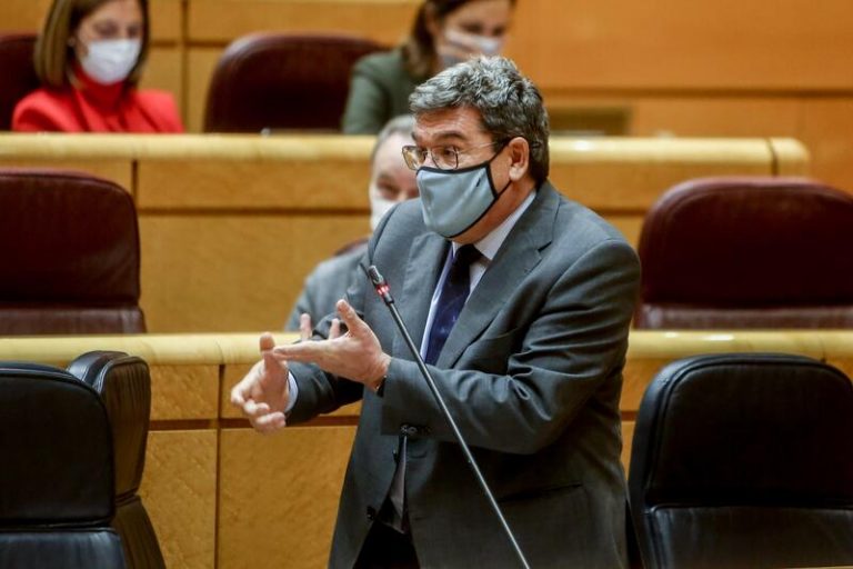 Escrivá pide a Cataluña que 