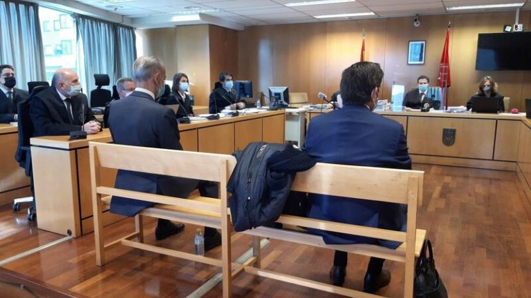 El exCEO de la EMVS de Madrid justifica la venta de VPO en que había que salvar a la empresa