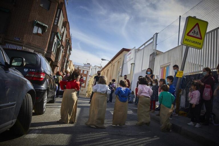 La 'Revuelta Escolar' para restringir el tráfico en entornos escolares vuelve a las calles