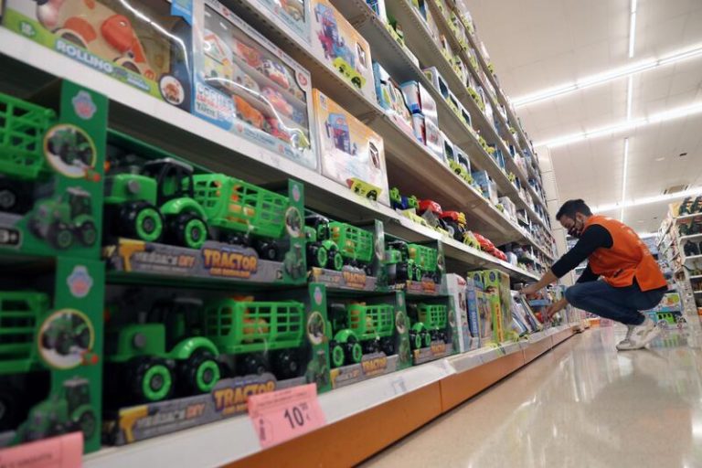 Las familias españolas compran ya de manera online el 43% de los regalos