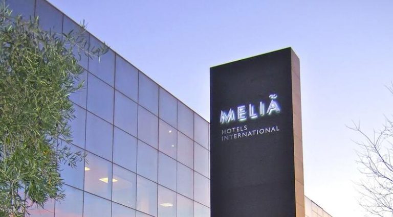 Meliá pierde 166 millones hasta septiembre, un 57,8% menos