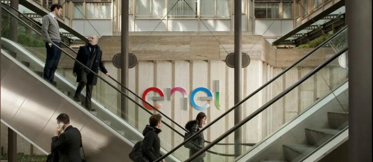 Enel gana 2.505 millones hasta septiembre, un 14,2% menos