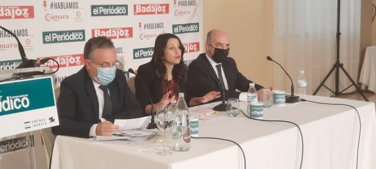 Arrimadas sostiene que España tiene 