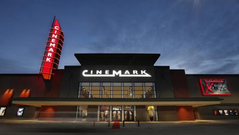 Cinemark reduce un 47,2% sus pérdidas en el tercer trimestre ante la recuperación del sector