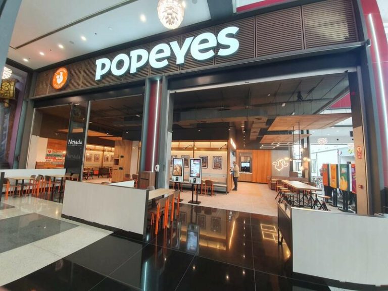 El restaurante Popeyes culmina una treintena de aperturas en España en menos de dos años