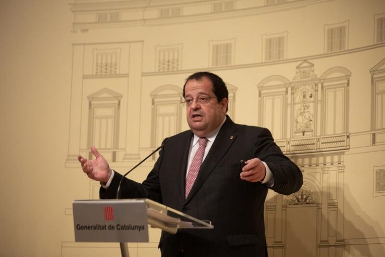 Generalitat y Gobierno acuerdan aumentar el número de mossos hasta 22.006