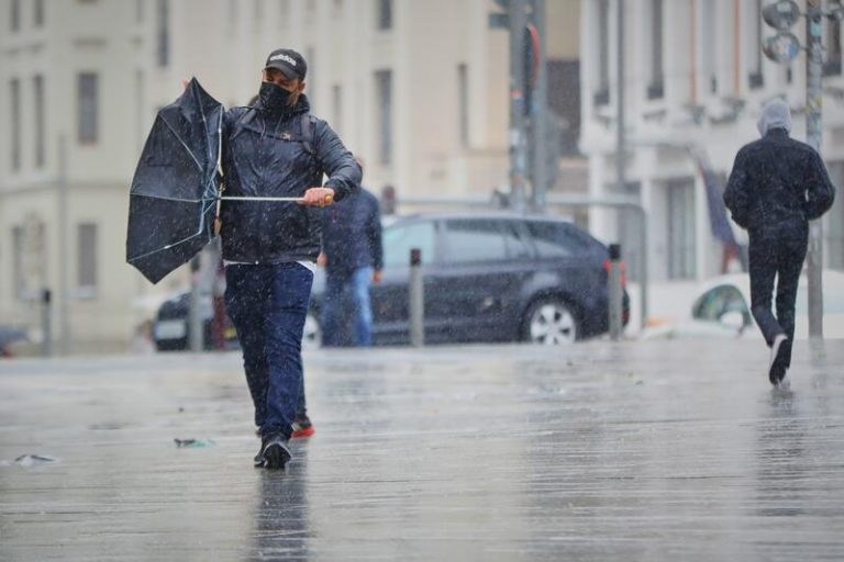 La tormenta 'Blas', de características tropicales, afectará a Baleares este fin de semana