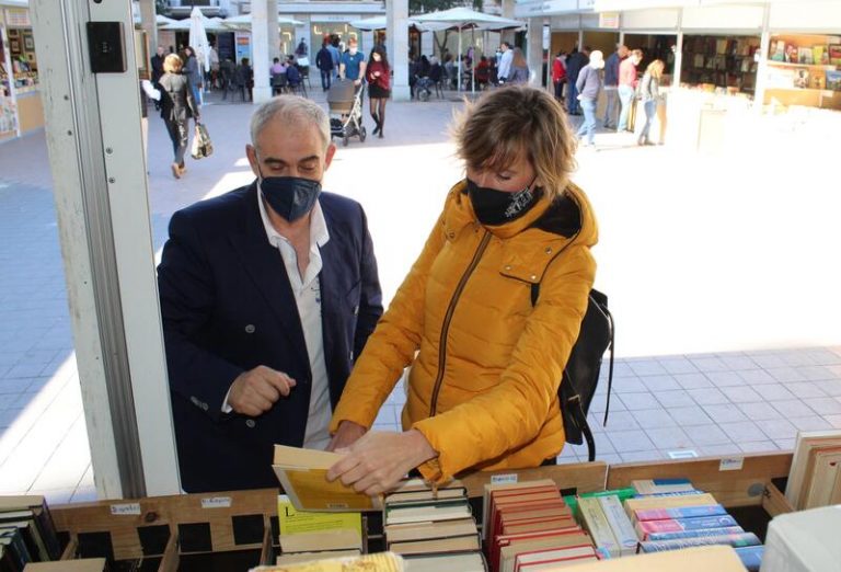 Abre sus puertas la Feria del Libro Antiguo y de Ocasión de Castelló con 60.000 títulos
