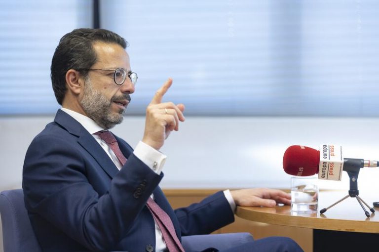 Madrid interpondrá un recurso previo ante el TC para frenar la armonización fiscal si es 