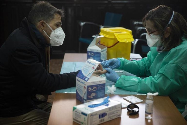 Andalucía sigue subiendo su incidencia hasta 36,3 puntos y suma 363 casos y dos fallecidos