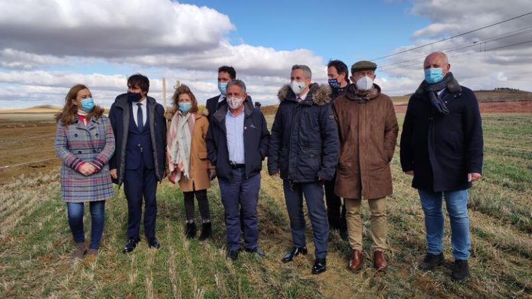 Raquel Sánchez destaca el compromiso del Gobierno con la alta velocidad en el inicio del tramo Amusco-Osorno