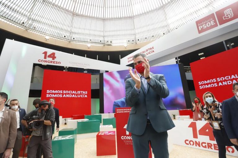 Sánchez felicita al nuevo líder del PSOE ceutí, Juan Gutiérrez: 