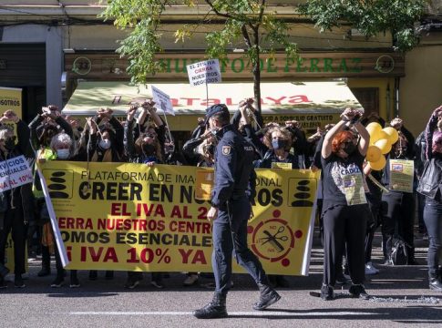 Movilización Las peluquerías intensifican sus movilizaciones en España para pedir el IVA reducido en los PGE de 2022