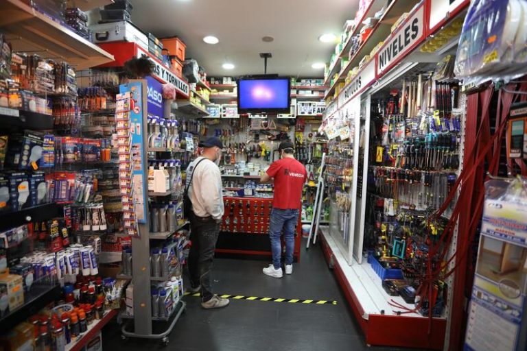 Las ventas de la distribución de ferretería y bricolaje caen un 2,8% en el tercer trimestre del año