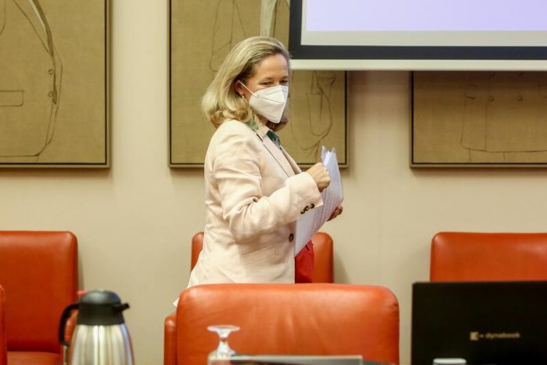 Calviño dice que España ya ha cumplido con los requisitos del tramo de 10.000 millones