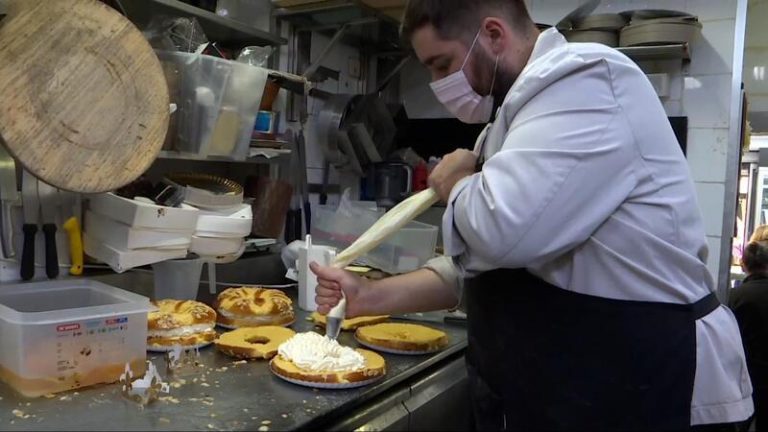 Los madrileños consumirán 290.000 piezas del dulce 'Corona de la Almudena'