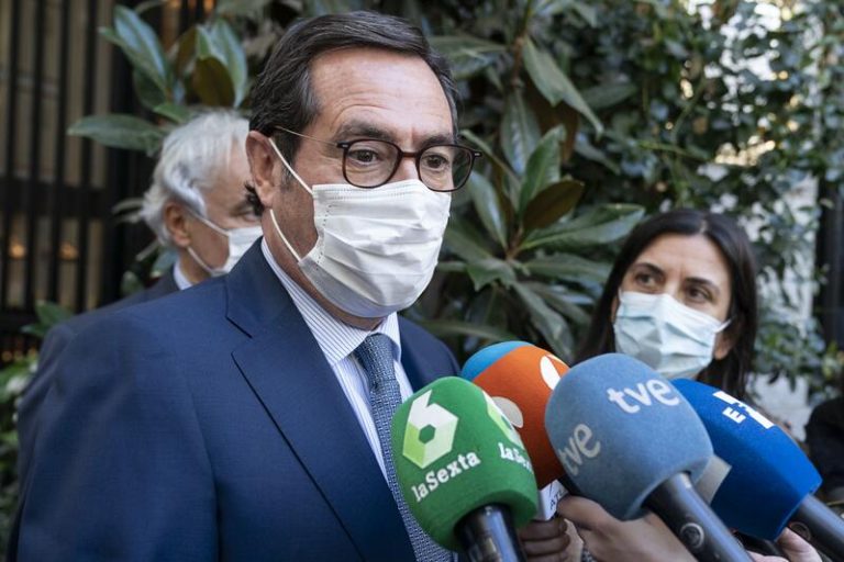 Garamendi asegura que la CEOE intentará 