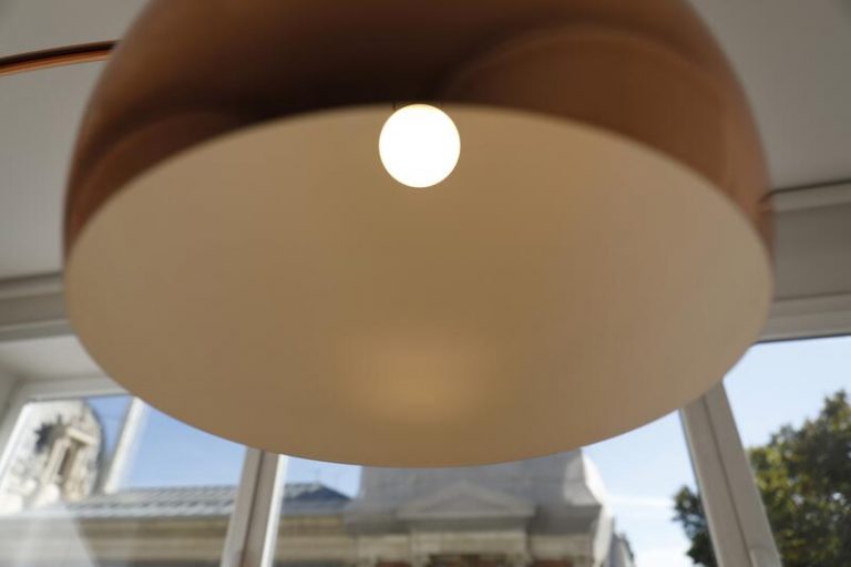 El precio de la luz vuelve a subir, hasta los 178,45 euros/MWh