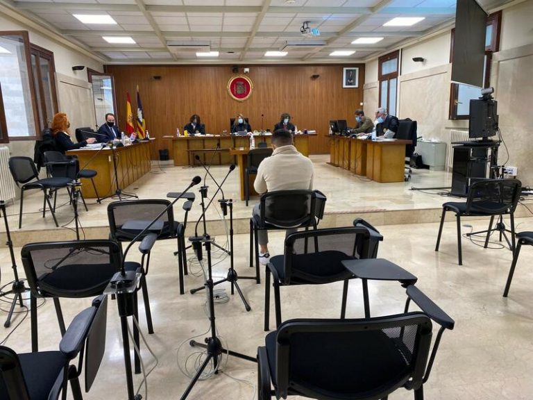 El acusado de agredir sexualmente a 2 chicas en Magaluf asegura que esa noche se fue a casa