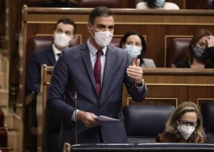 Sánchez: Todas las "políticas innovadoras" del Gobierno van destinadas a reducir la brecha intergeneracional