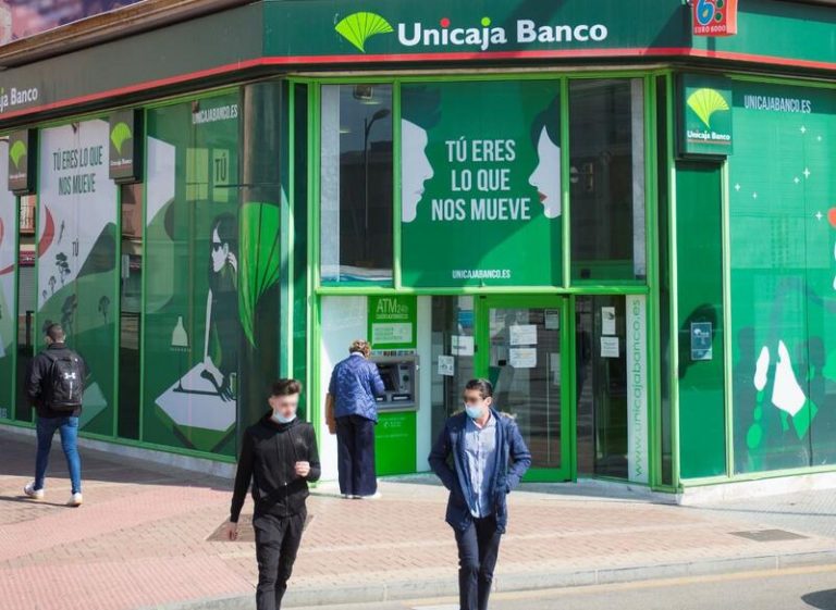 Unicaja Banco emite participaciones preferentes por importe nominal de 500 millones
