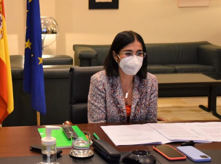 Sanidad: Los ingresados en UCI son 