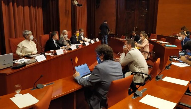 El Govern catalán financiará 50 becas en 2022 para fomentar que haya más jueces y fiscales