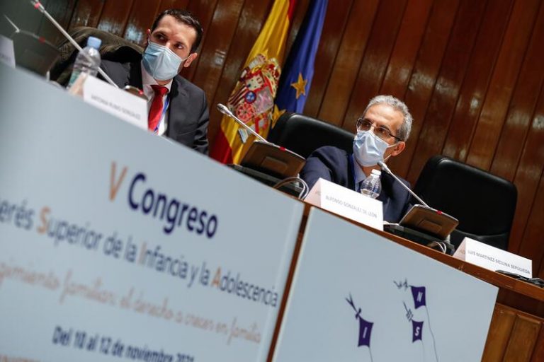 Madrid reclama una campaña nacional para promocionar el acogimiento familiar