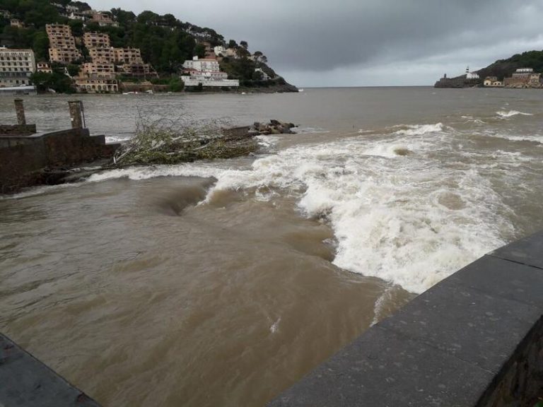 'Blas' seguirá afectando a Baleares y Levante con riesgo por lluvia, viento y oleaje