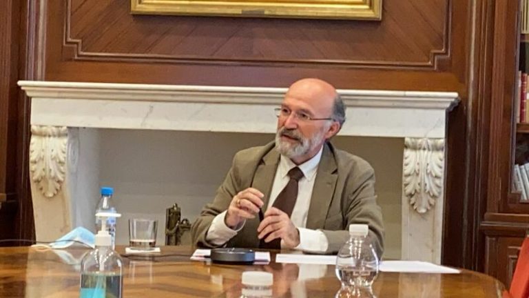 Una encuesta revela que el alcoholismo es la enfermedad más estigmatizada en España