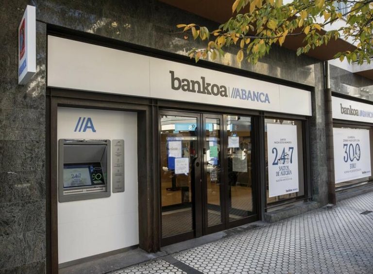 Abanca finaliza la integración de Bankoa con la migración tecnológica