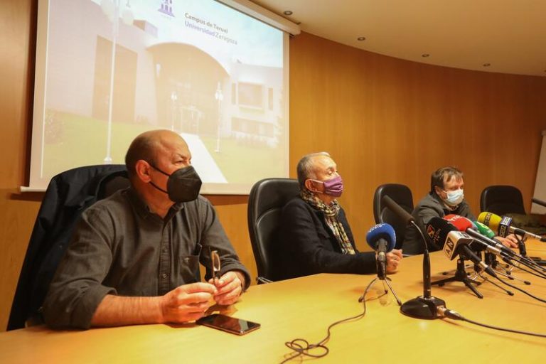 Álvarez confía en que la negociación sobre las pensiones concluya esta tarde 