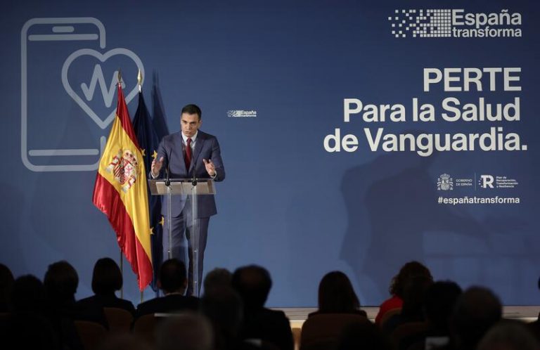 Sánchez anuncia una inversión de 1.469 millones hasta 2023 para transformar el SNS