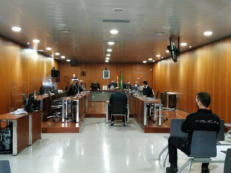 Exentrenador de fútbol base reconoce abuso y acoso a menores y es condenado a 77 años de cárcel