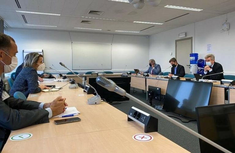 Canarias reclama ante la Comisión Europea que el sector primario de La Palma no pierda ayudas