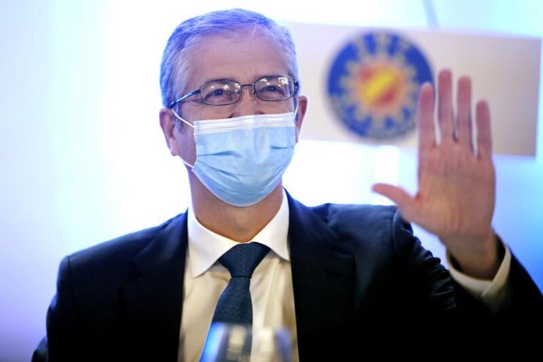 De Cos: Las propuestas actuales sobre pensiones solo aumentan el gasto