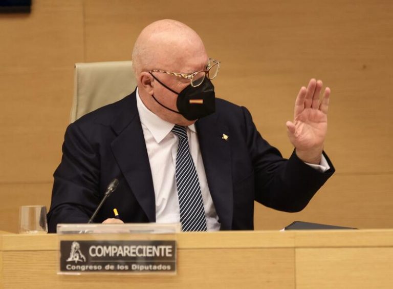 Villarejo se apoya en los argumentos del juez en Dina para que se eche a la acusación de UP en el juicio por Tándem