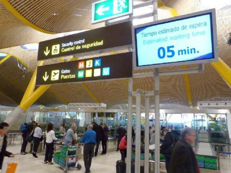 Los pasajeros quieren tecnologías que eliminen las colas en los aeropuertos
