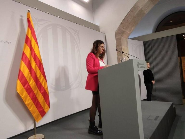 Cataluña valorará ampliar el uso del certificado Covid si sigue el aumento de casos
