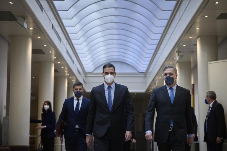 Sánchez acusa al PP de 