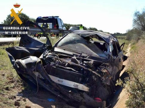 Accidente de tráfico Detenido el conductor del coche en el que fallecieron dos ocupantes en Guareña (Badajoz)