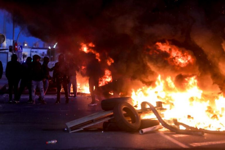 Nuevos cortes de carretera en la huelga del metal en Cádiz al no alcanzar un acuerdo
