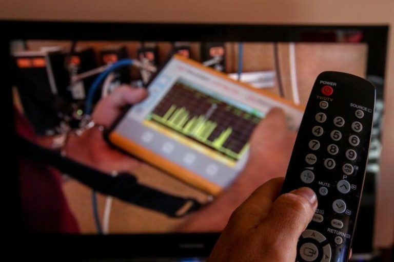 Un 70,4% de los padres elige la televisión en abierto como el canal en el que más confía