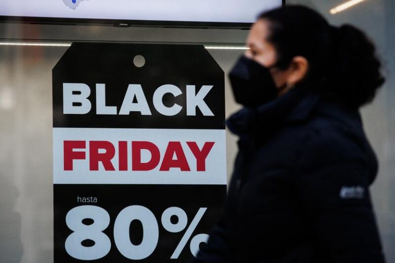 Los españoles gastarán un 3% más en este 'Black Friday', según Cetelem
