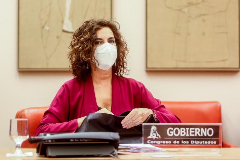 Los funcionarios de la AGE podrán teletrabajar 3 días a la semana de manera voluntaria a partir de enero